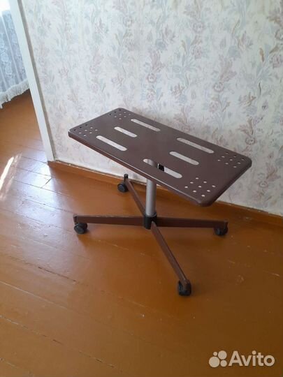 Подставка под телевизор