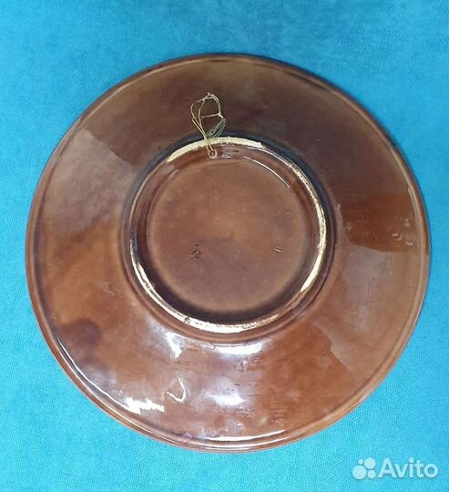 Тарелка декоративная СССР вишни фаянс Конаково