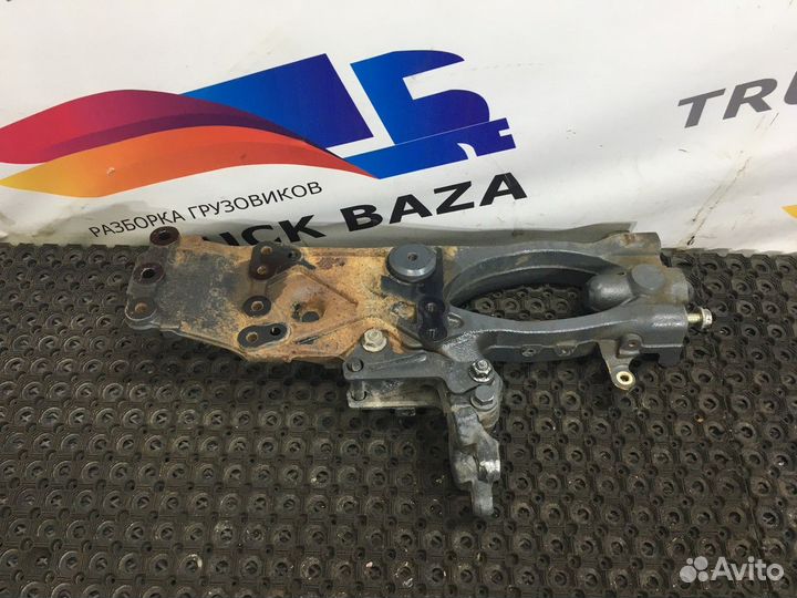 Кронштейн бампера правый Daf XF106