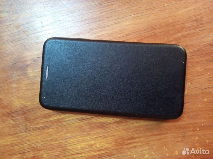 Телефон Samsung J5