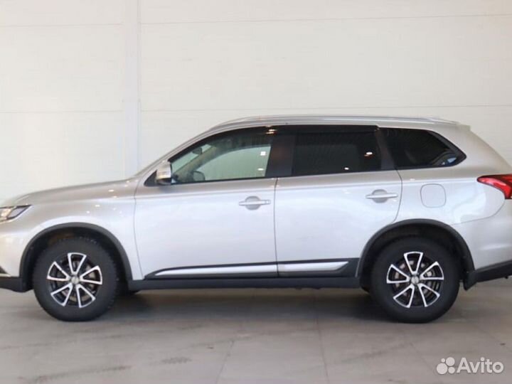 Mitsubishi Outlander 2.0 CVT, 2021, 73 110 км