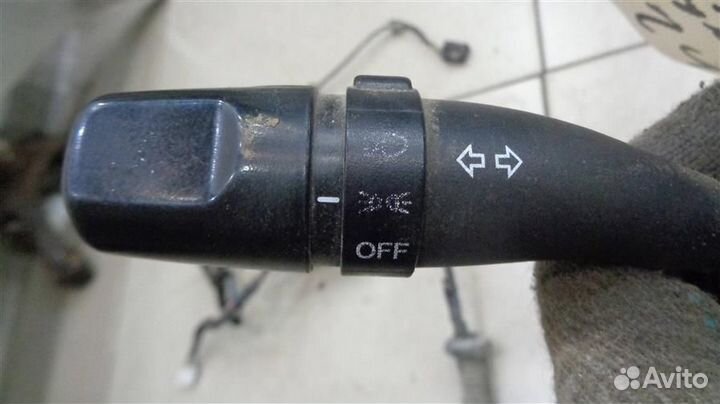 Переключатель поворотов подрулевой Hyundai Accent