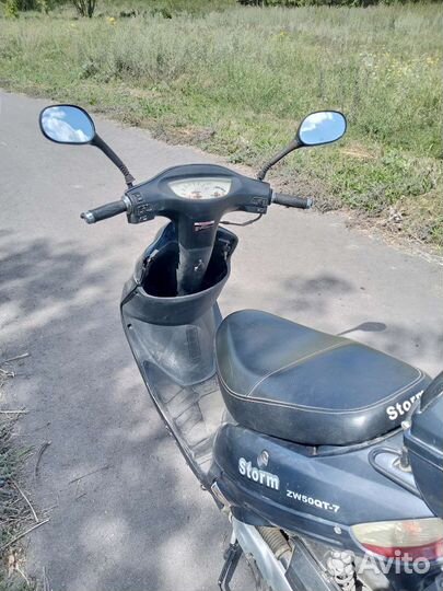 Скутер storm