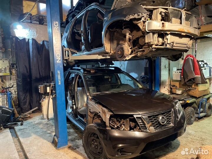 Кузов на запчасти Nissan Terrano 3 D10