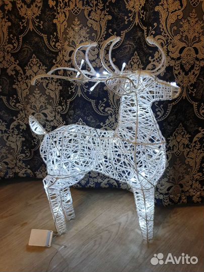 Светящийся Новогодний Олень