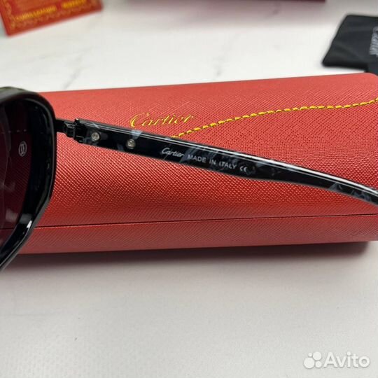 Солнцезащитные очки Cartier новинка