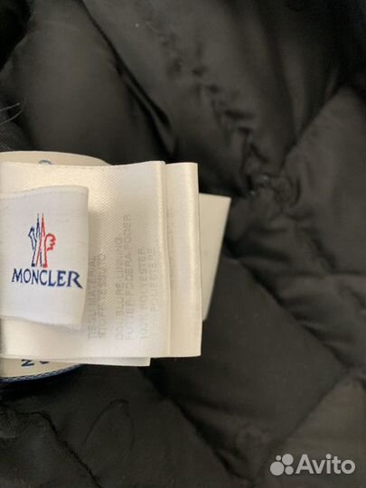 Пуховик Moncler женский 44