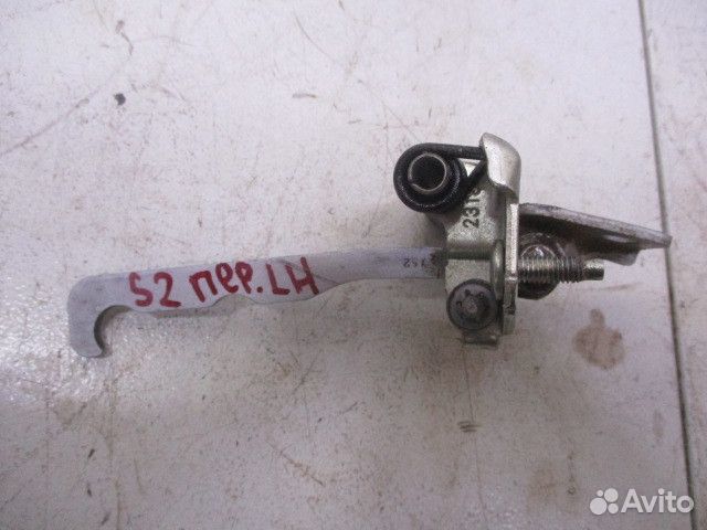 Ограничитель двери Renault Sandero 2 5S