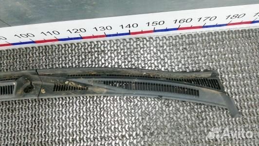 Накладка декоративная (жабо, дождевик) suzuki gran