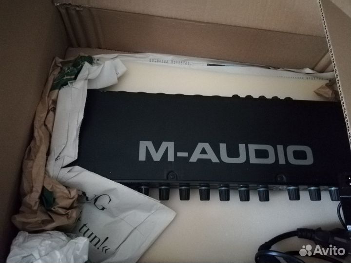 Звуковая карта M-Audio M-Track Eight