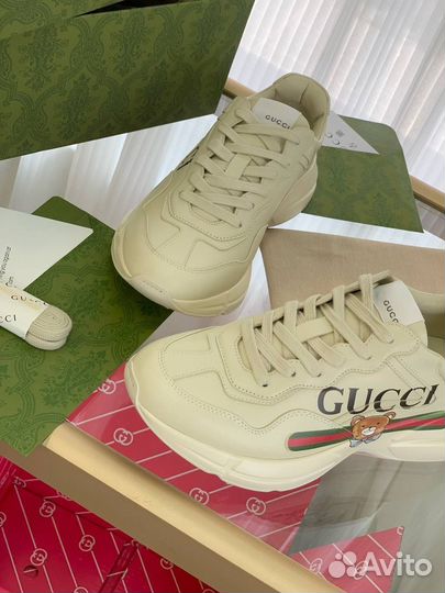 Кроссовки женские gucci