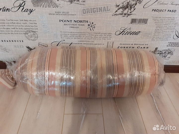 Диванная подушка