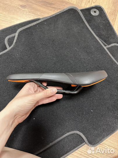 Седло для велосипеда cube venec (оригинал)