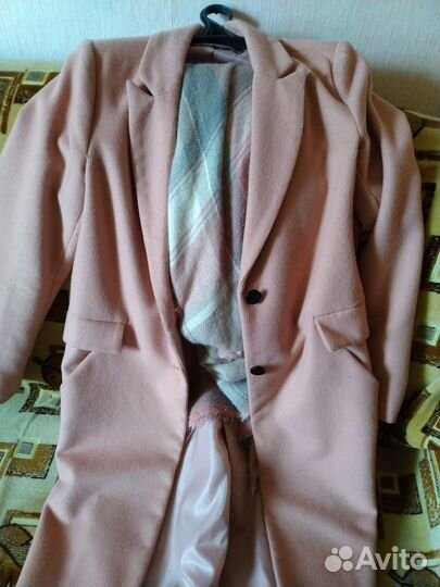 Пальто женское демисезонное размер 48