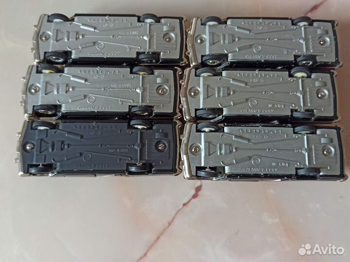 Модель автомобиля газ 13 Чайка