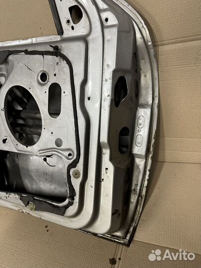 Дверь передняя левая Ford Mondeo 2