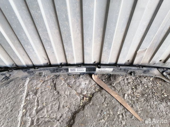 Накладка заднего бампера Volkswagen Tiguan 2