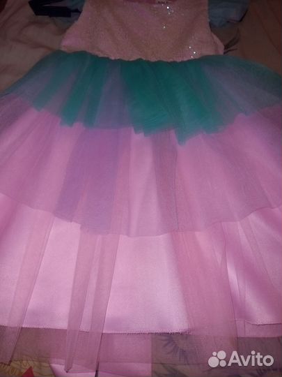 Нарядное платье для девочки