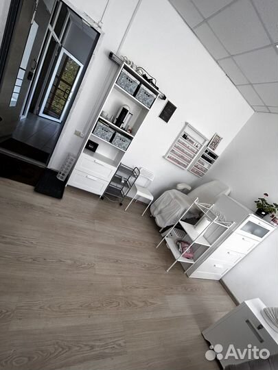 Рабочее место в аренду маникюр/ресницы/брови