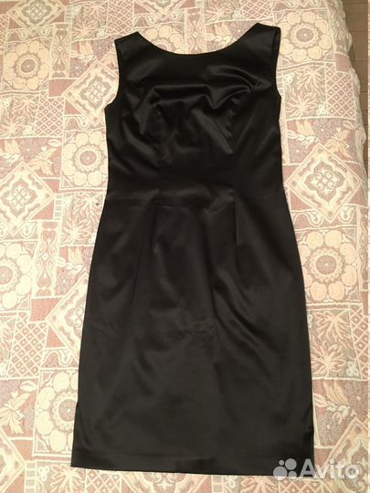 Платье черное атласное 44 размер