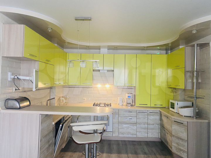 2-к. квартира, 65,5 м², 9/16 эт.