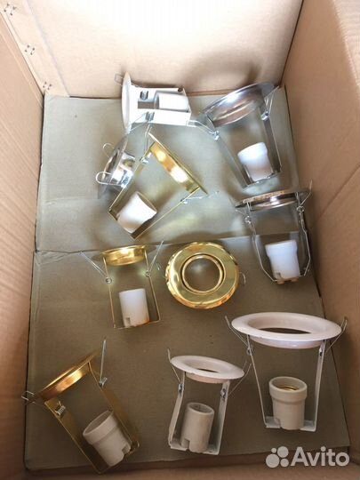 Светильник точечный