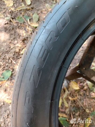 Pirelli P Zero 295/40 R21 111Y