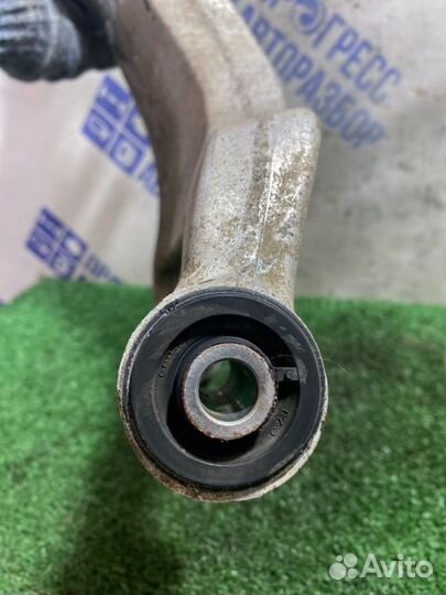 Рычаг подвески верхний задний правый Nissan Murano