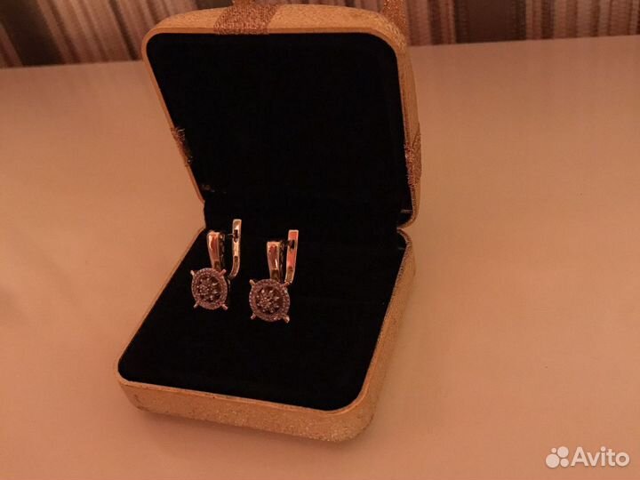 Золотые серьги