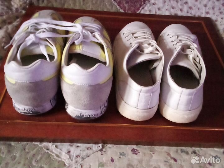 Кроссовки женские 39размер