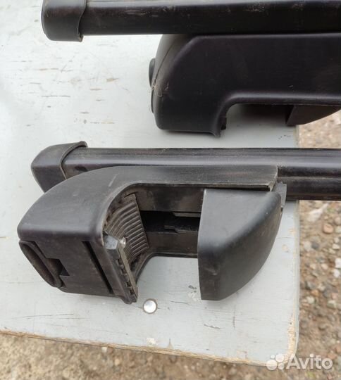 Автомобильный багажник на крышу