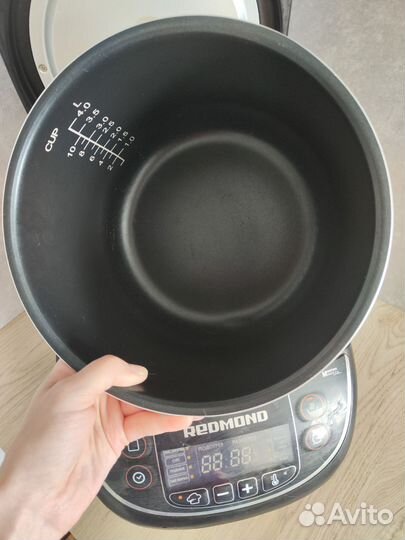 Мультиварка redmond