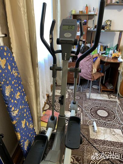 Спортивный инвентарь бу, тренажер, спорт