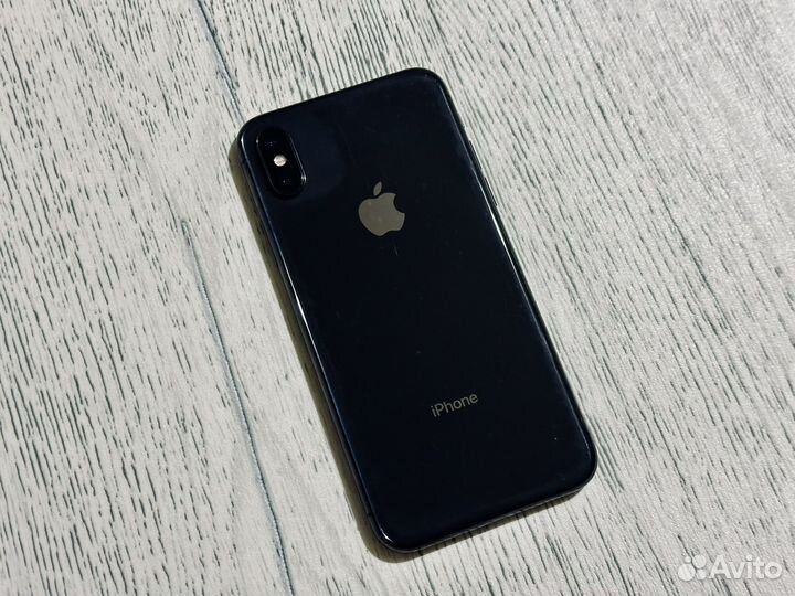 iPhone X, 64 ГБ
