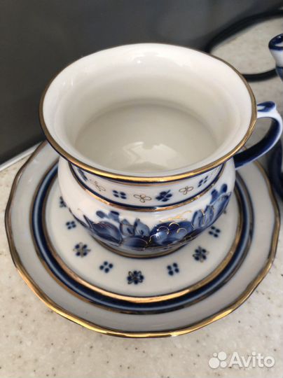 Фарфоровый сервиз гжель