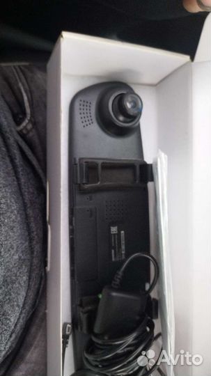 Видеорегистратор digma freeDrive 303 mirror dual