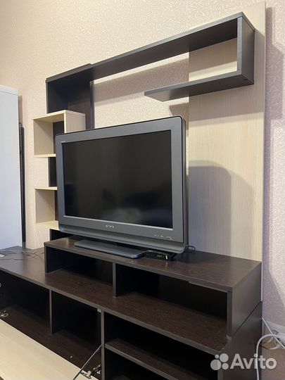Полка для телевизора