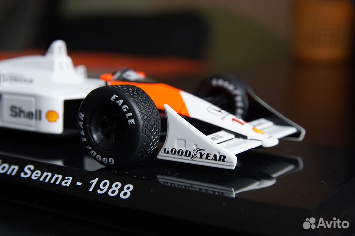 Formula 1 McLaren Mp4/4 1988 Senna 1:24
