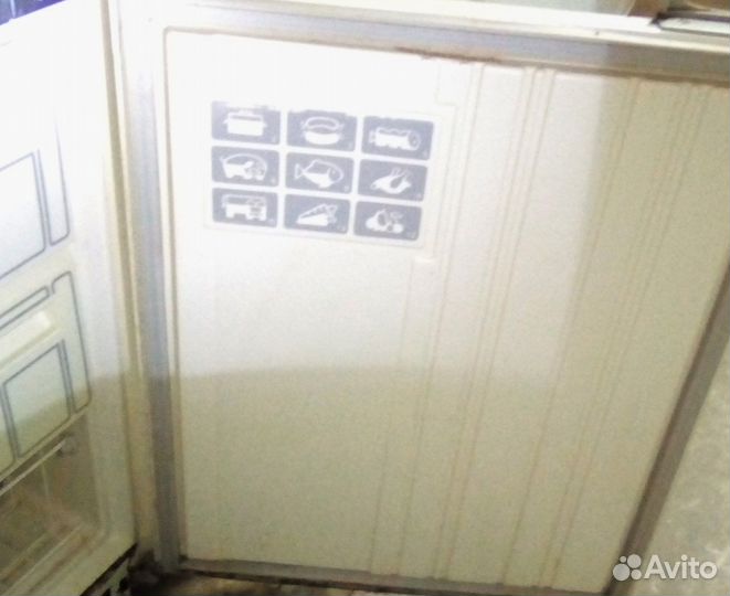 Невысокая морозильная камера-Гиочел