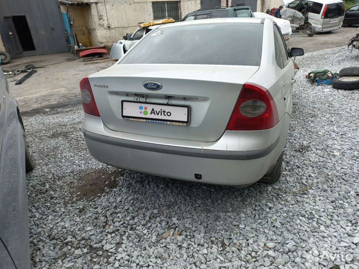 Ford Focus 2.0 МТ, 2007, битый, 180 000 км