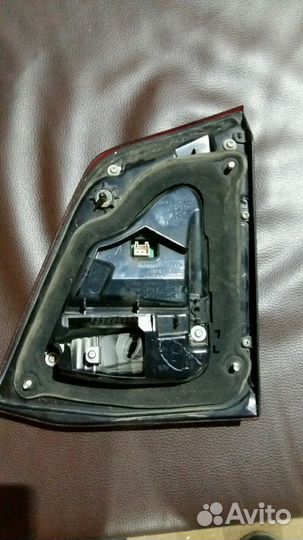 Фонарь задний левый Toyota лк 200