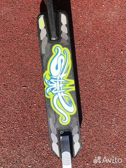 Трюковой самокат stunt