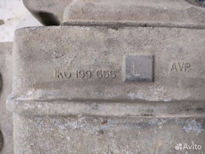 Подушка МКПП Фольксваген Гольф 5