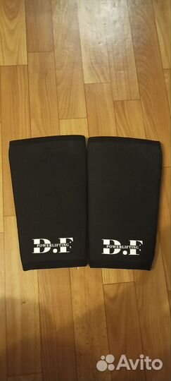 Наколенники для пауэрлифтинга