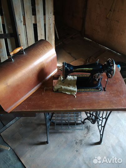 Швейная машинка ножная члшз