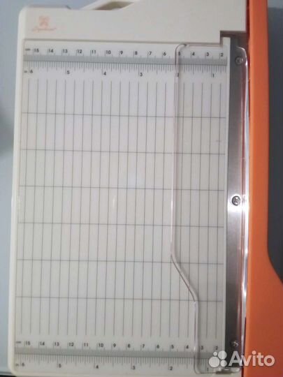 Резак для бумаги гильотинный (22 см)