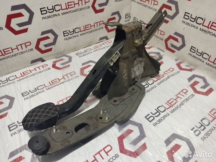 Педаль тормоза VW Т5 03-15 год