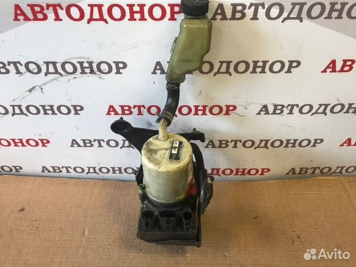 Насос гидроусилителя руля Mazda 3 2006