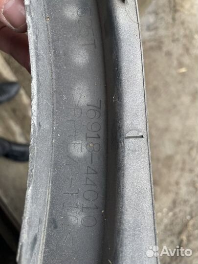 Накладка на крыло toyota ipsum