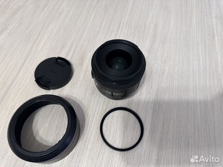 Объектив Sigma 30mm f/1.4 Art Nikon